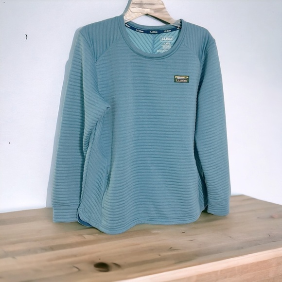 L.L. Bean Women’s AirLight Crewneck Pullover - Picture 1 of 11